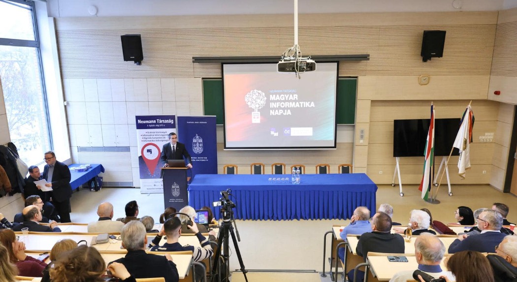 A Neumann Társaság konferenciával ünnepelte a magyar informatika napját