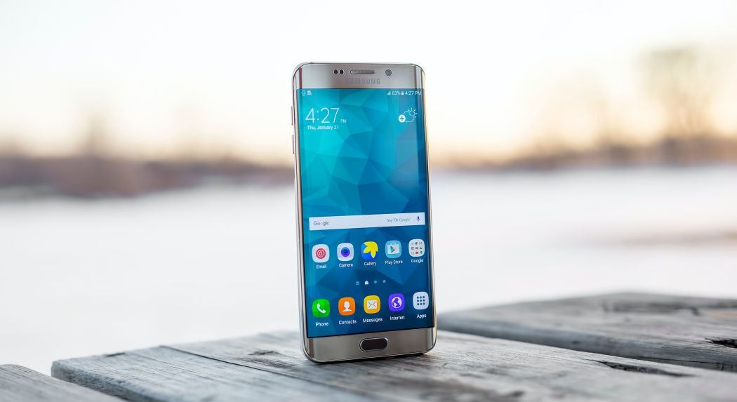 Inflációkövető díjemelést vezetnek be a mobilszolgáltatók