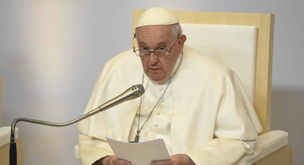 Ferenc pápa a sajtó és az internetes hírgyártás képviselőivel találkozik a kommunikáció világának szentelt jubileumon