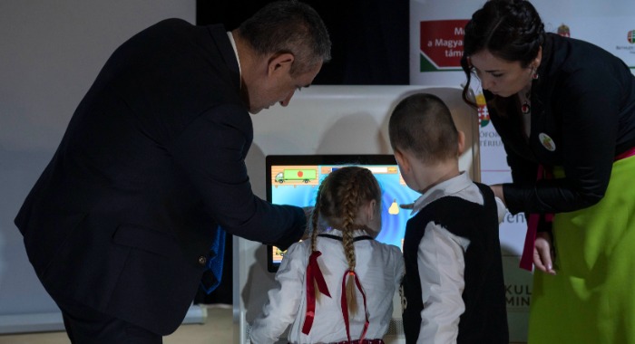 Megkezdődött a nyolcadik digitális témahét