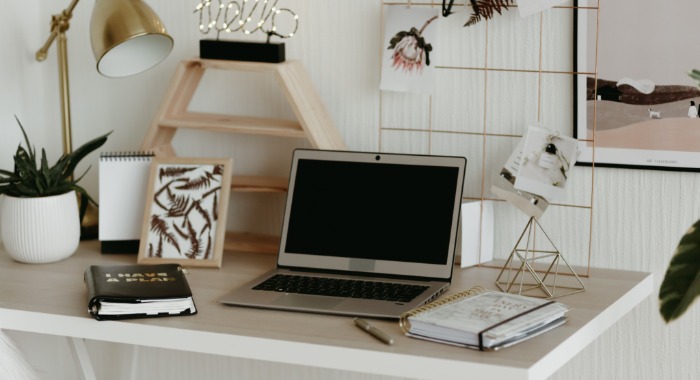 Felmérés: alapelvárás lett a rugalmas munkaidő, sok dolgozót zavarják a munkahelyi informatika hiányosságai