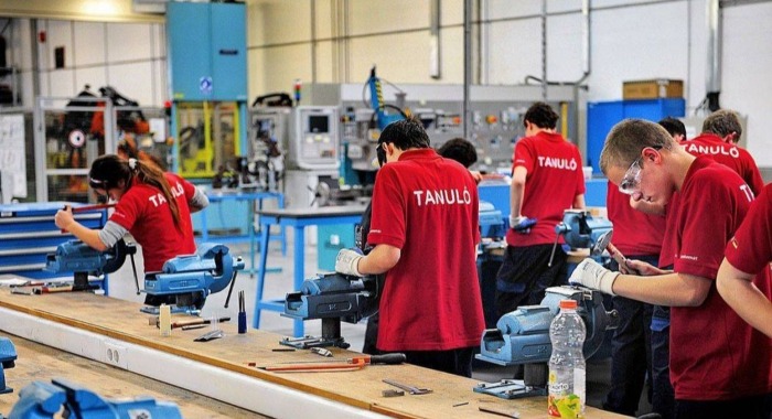 Helyettes államtitkár: még egy hónapig lehet jelentkezni a szakképzésbe