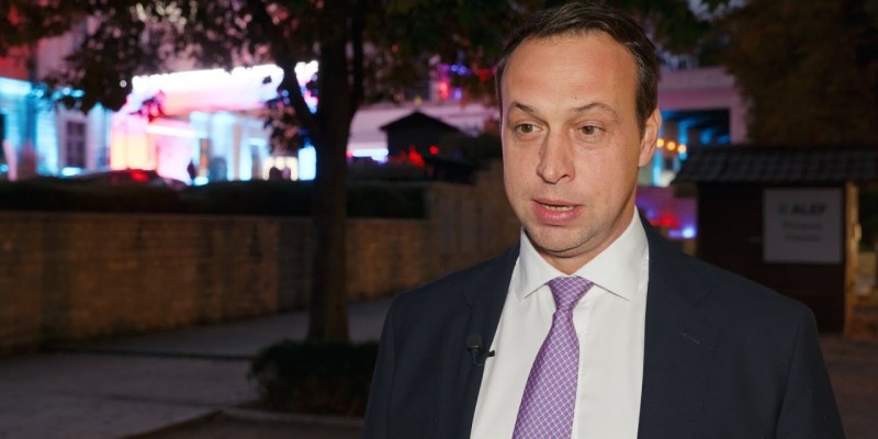 Versenyképesség = Digitalizáció